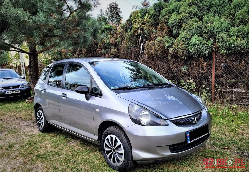 2005' Honda Jazz photo #2