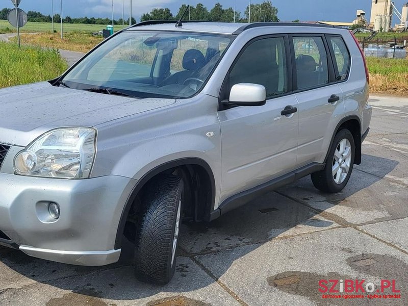 2009' Nissan X-Trail photo #2