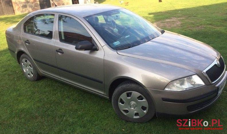 2007' Skoda Octavia photo #1