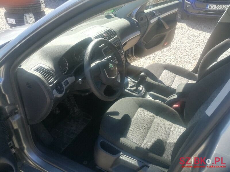 2012' Skoda Octavia photo #3