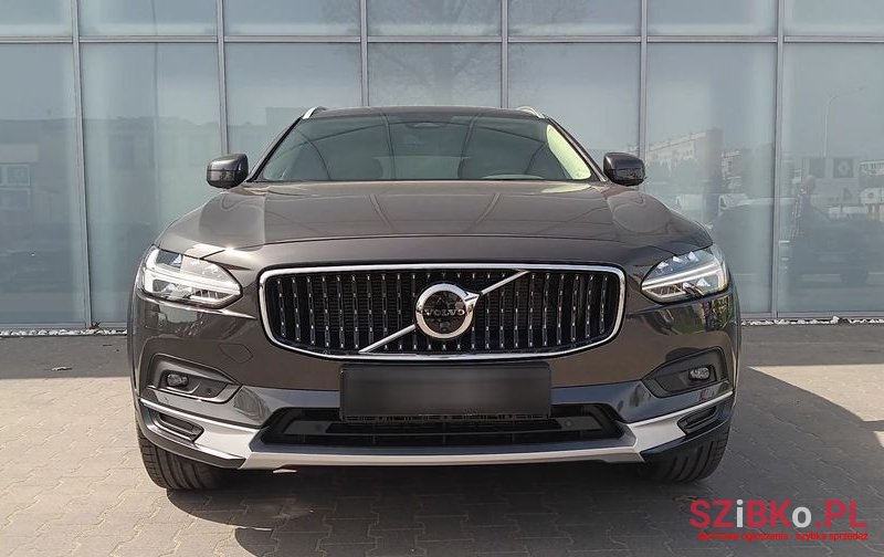 2023' Volvo V90 Cross Country photo #5