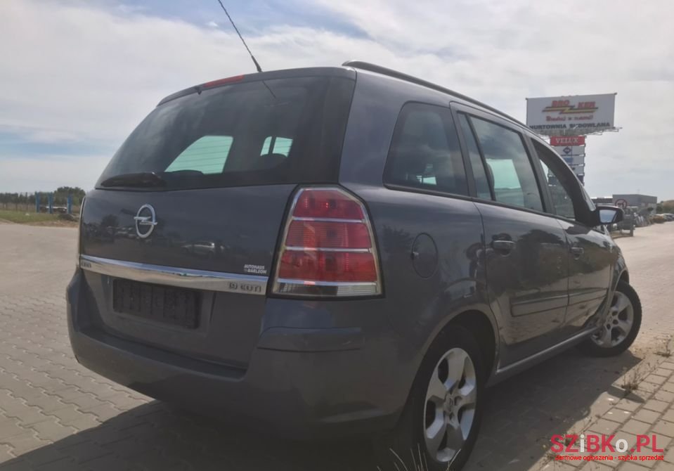 2006' Opel Zafira photo #5