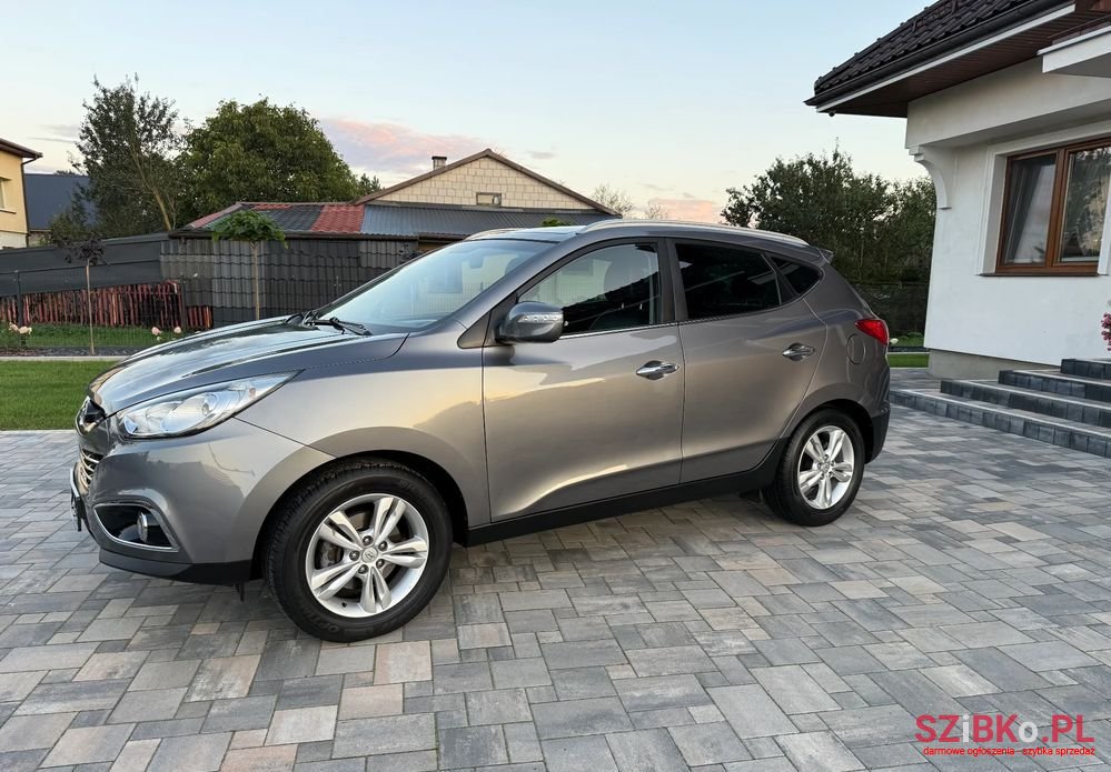 2012' Hyundai ix35 photo #6