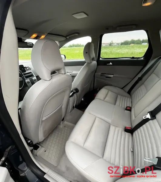 2009' Volvo V50 2.0D Momentum photo #6