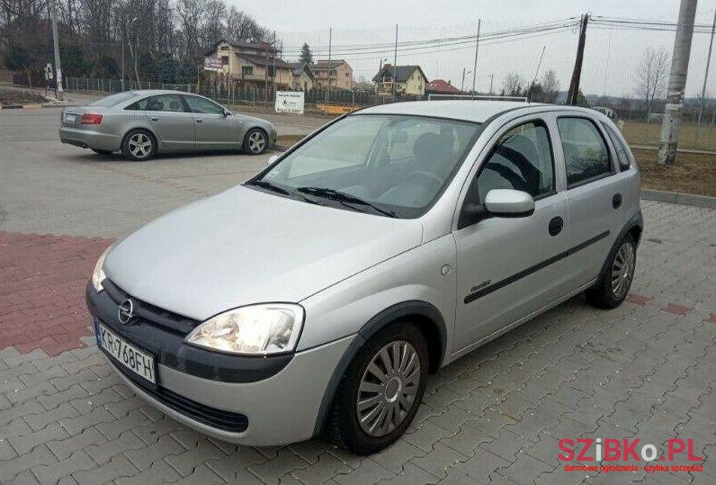 2001' Opel Corsa photo #1