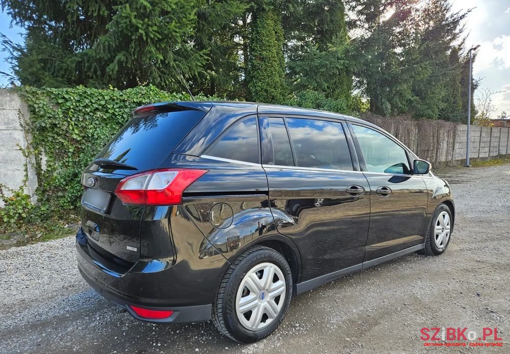 2012' Ford C-MAX photo #5