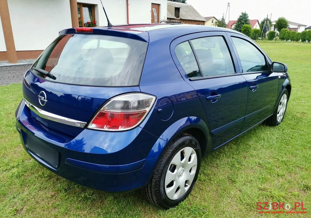 2007' Opel Astra Iii 1.6 Elegance photo #6