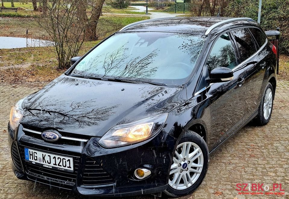 2013' Ford Focus photo #2