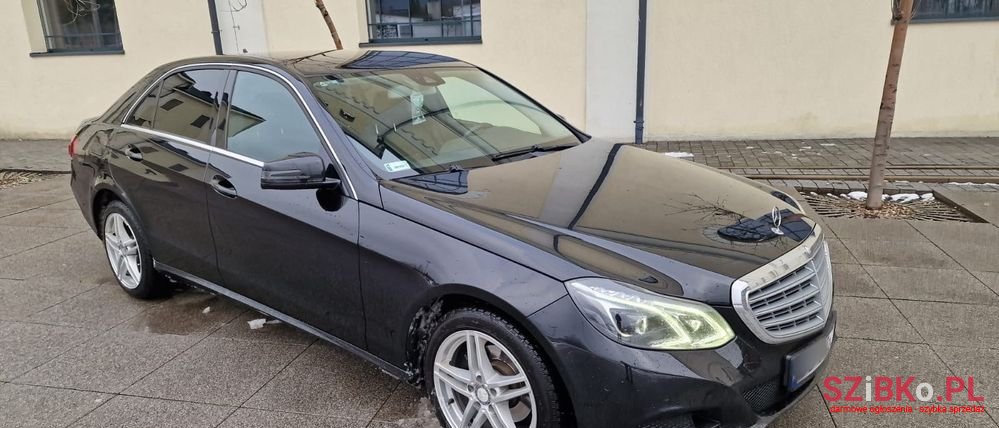 2013' Mercedes-Benz E-Class photo #4