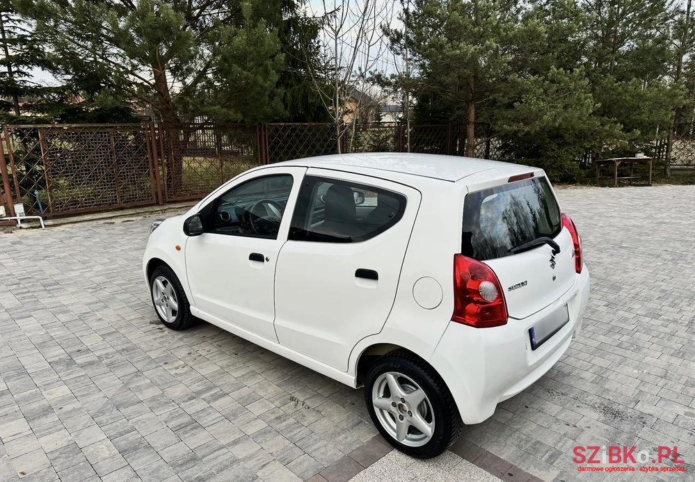 2010' Suzuki Alto 1.0 City photo #3