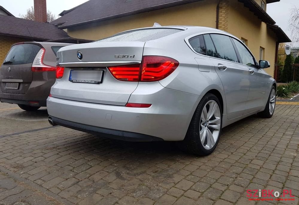 2010' BMW 5Gt photo #3