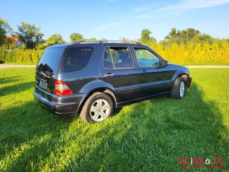 2004' Mercedes-Benz Ml photo #5