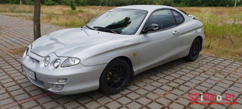 1999' Hyundai Coupe photo #1