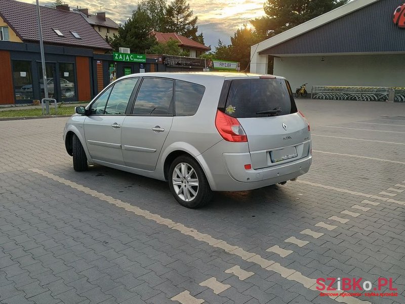 2007' Renault Grand Scenic photo #4