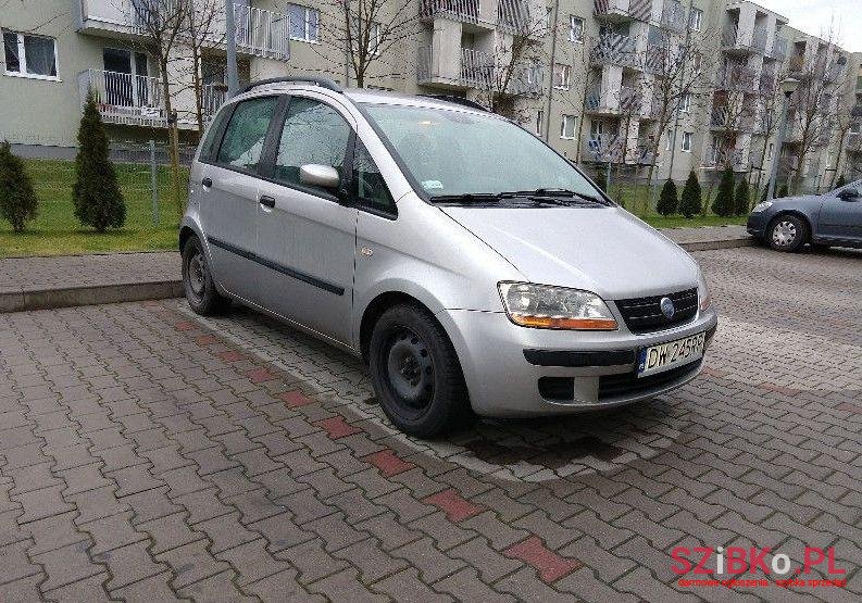 2003' Fiat Idea photo #1