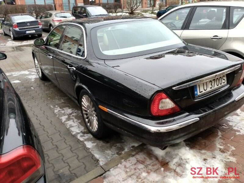 2007' Jaguar XJ photo #6