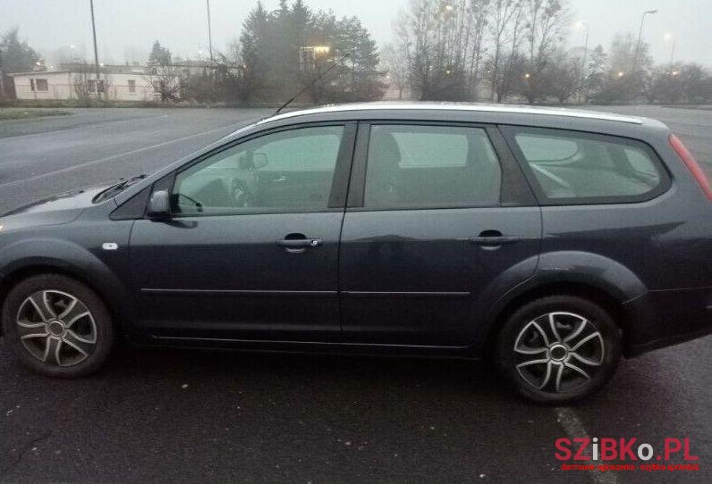 2007' Ford Focus photo #1