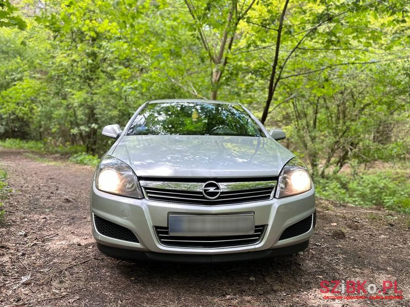 2010' Opel Astra Iii 1.4 photo #3