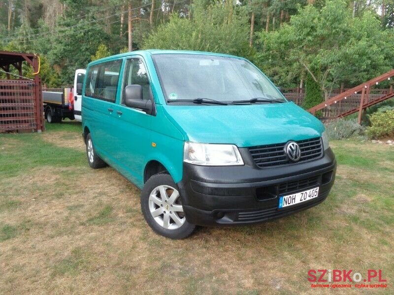 2004' Volkswagen Transporter photo #3