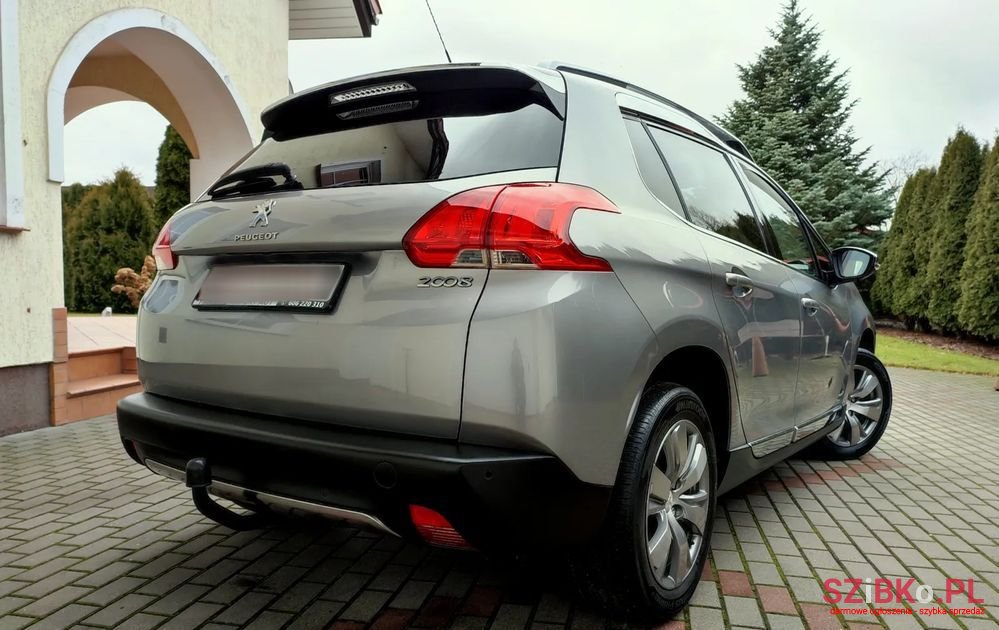 2015' Peugeot 2008 1.2 Vti Allure photo #4