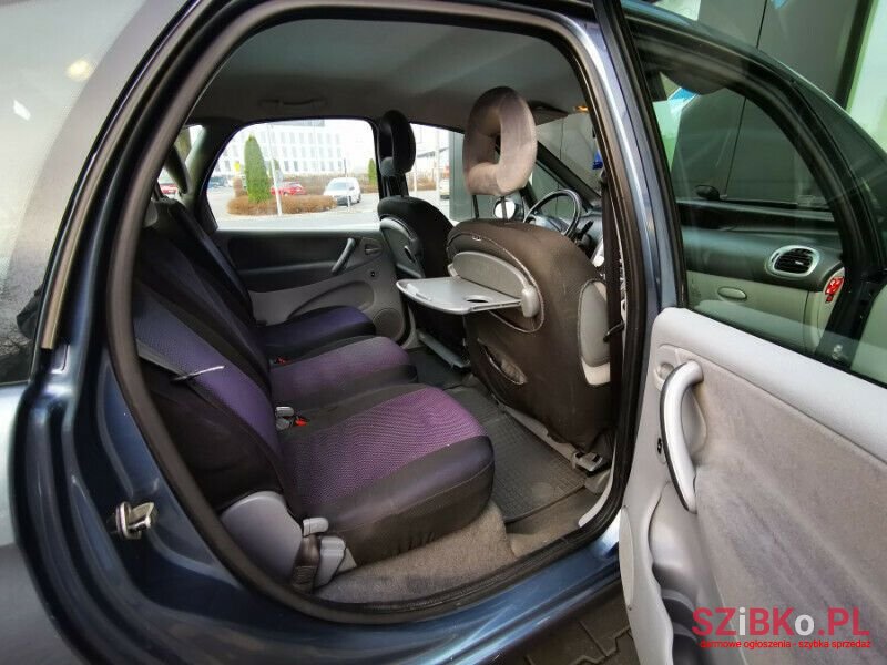 2008' Citroen Xsara Picasso photo #6