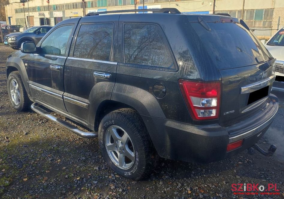 2005' Jeep Grand Cherokee photo #4