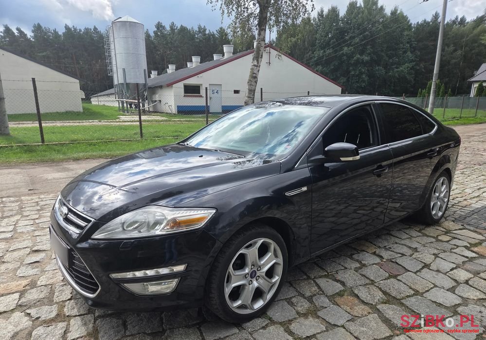 2011' Ford Mondeo 2.0 Tdci Titanium S photo #2