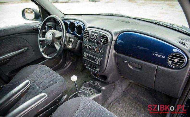 2004' Chrysler PT Cruiser photo #2