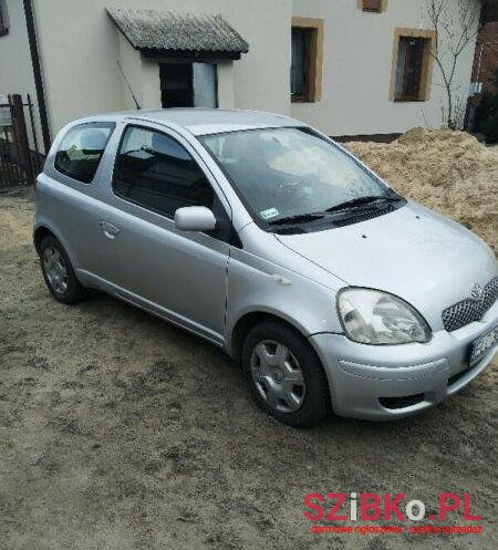2004' Toyota Yaris photo #1
