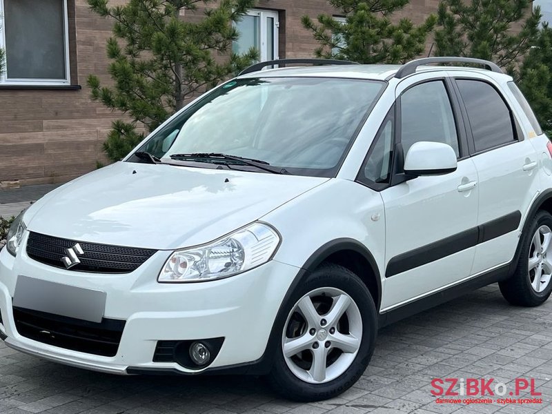 2008' Suzuki SX4 photo #2