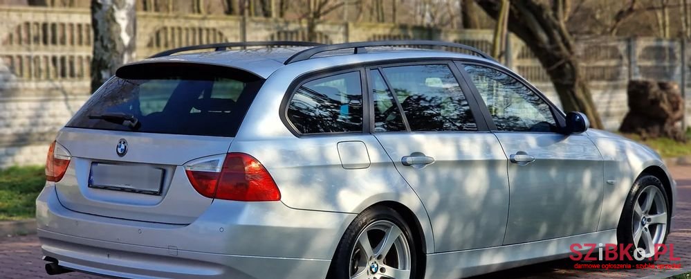 2006' BMW 3 Series 318I Touring photo #6