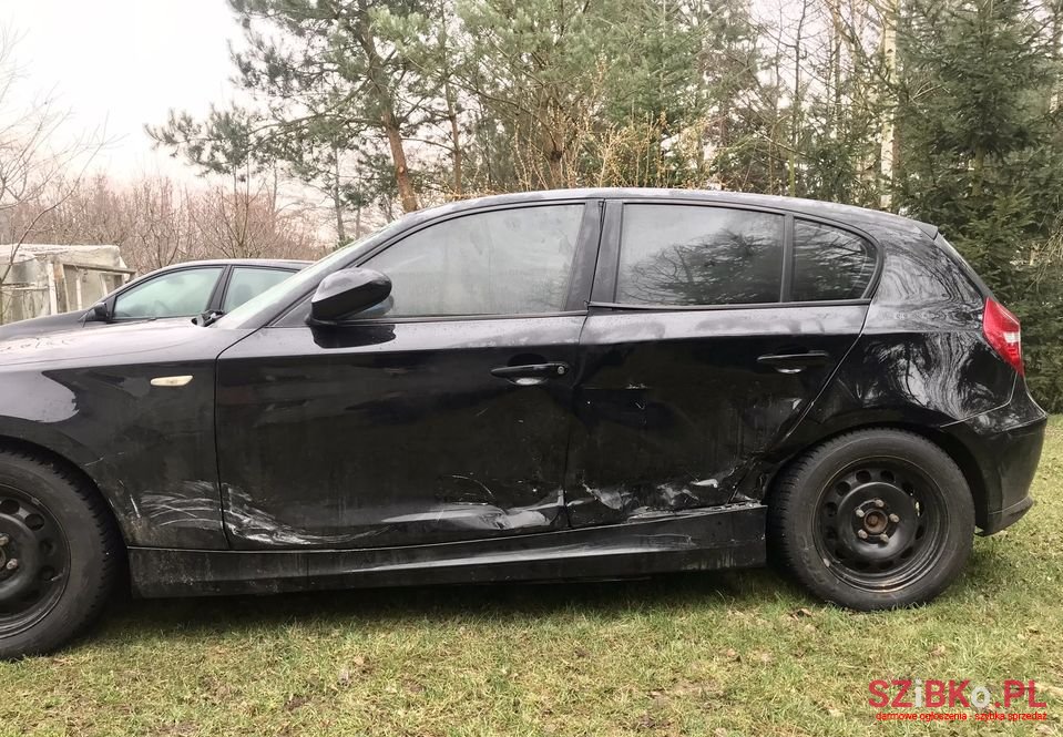 2008' BMW 1 Series photo #2