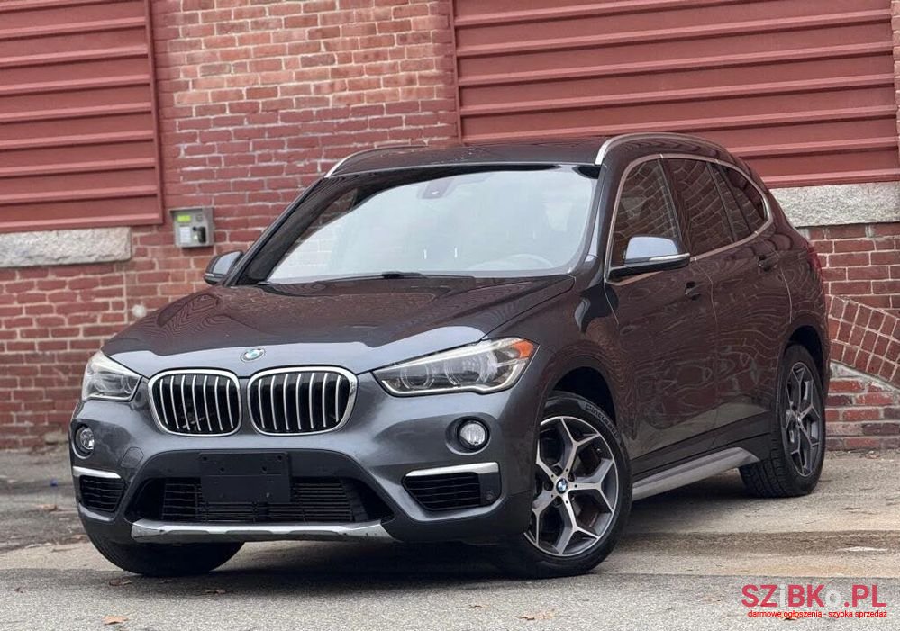 2017' BMW X1 photo #1
