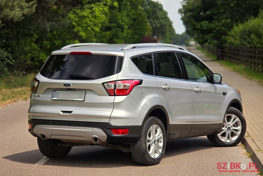 2017' Ford Kuga photo #3