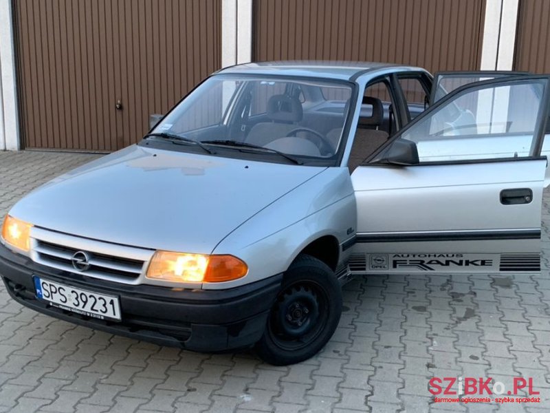 1993' Opel Astra photo #5