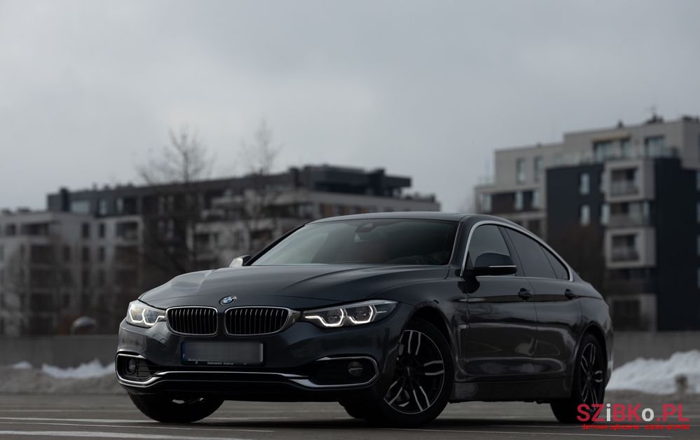 2019' BMW 4 Series 430I Gran Coupe photo #2