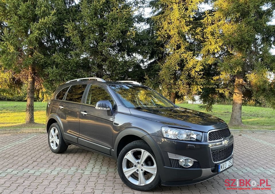 2012' Chevrolet Captiva photo #3