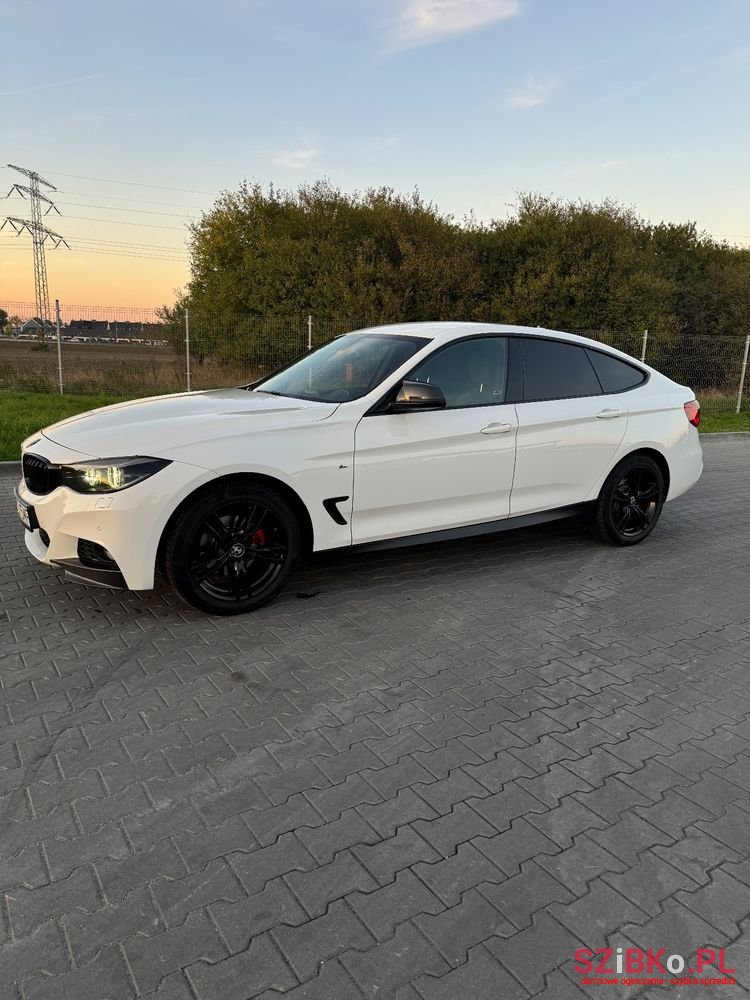 2016' BMW 3Gt 320D Xdrive M Sport photo #1