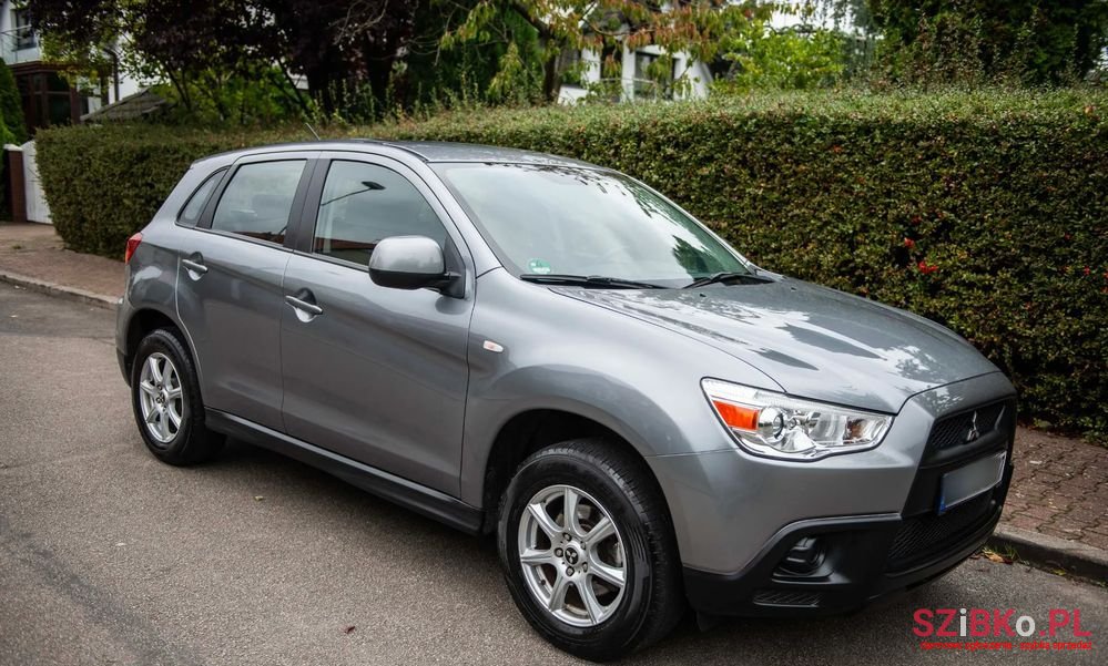 2012' Mitsubishi ASX photo #3