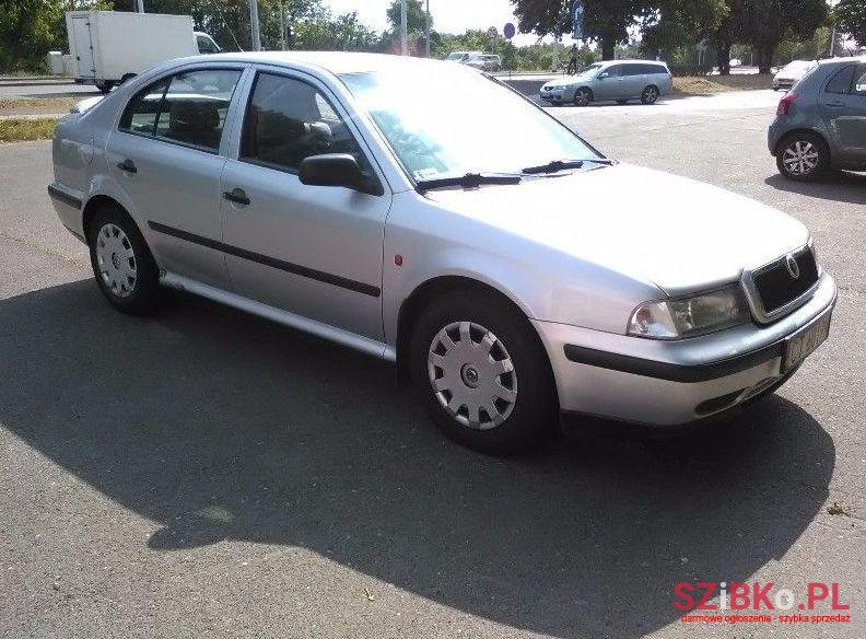 1998' Skoda Octavia photo #2