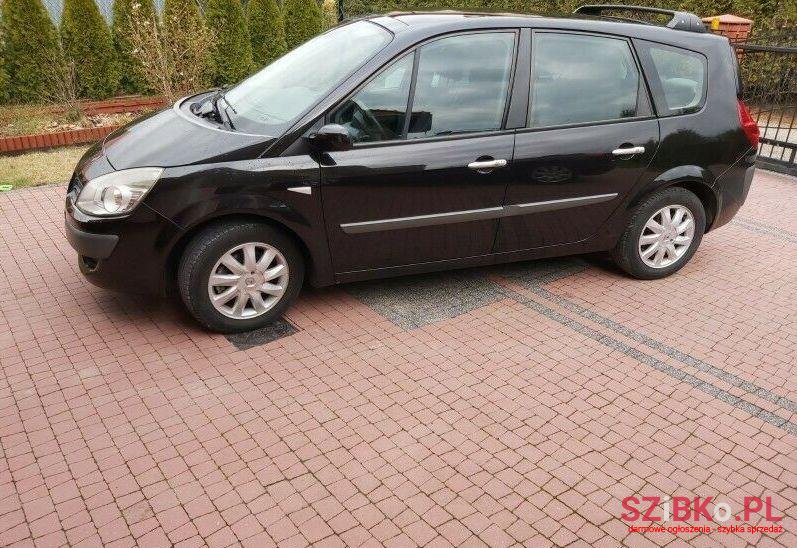 2007' Renault Scenic photo #1