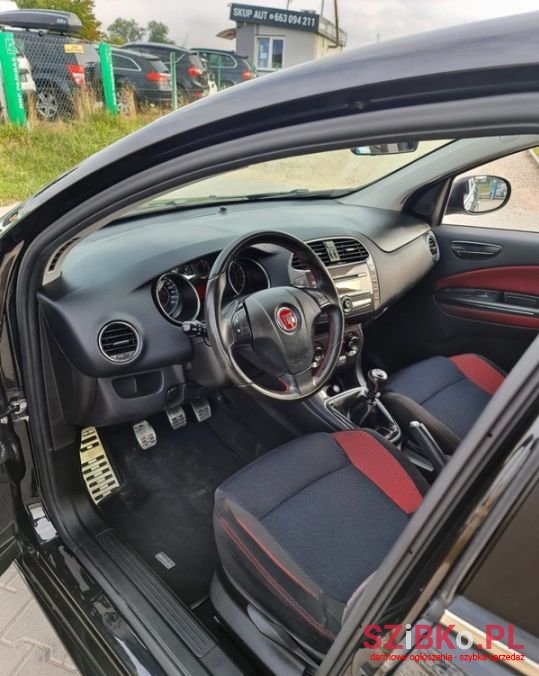 2011' Fiat Bravo photo #6