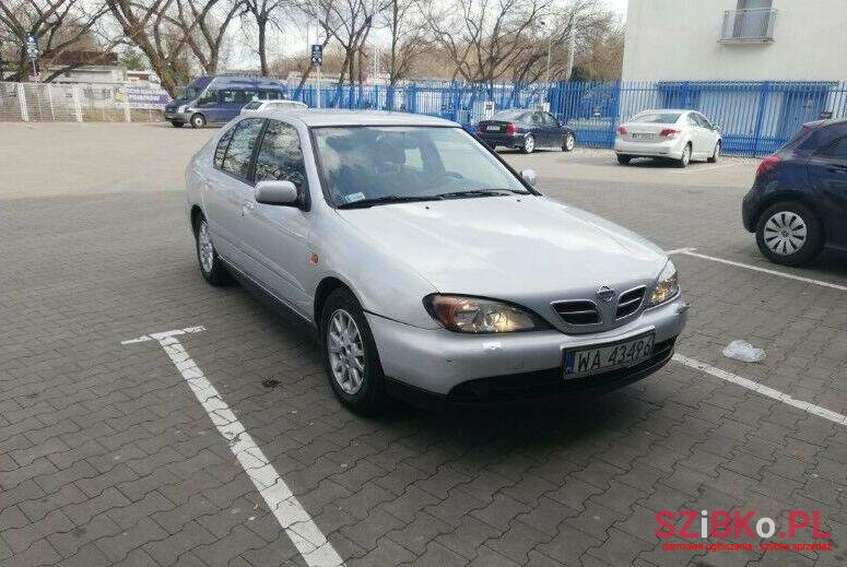 2001' Nissan Primera photo #1