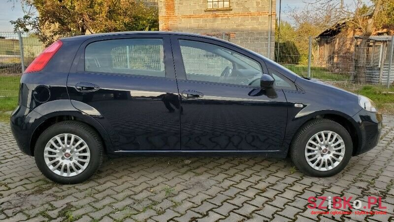 2016' Fiat Punto photo #4