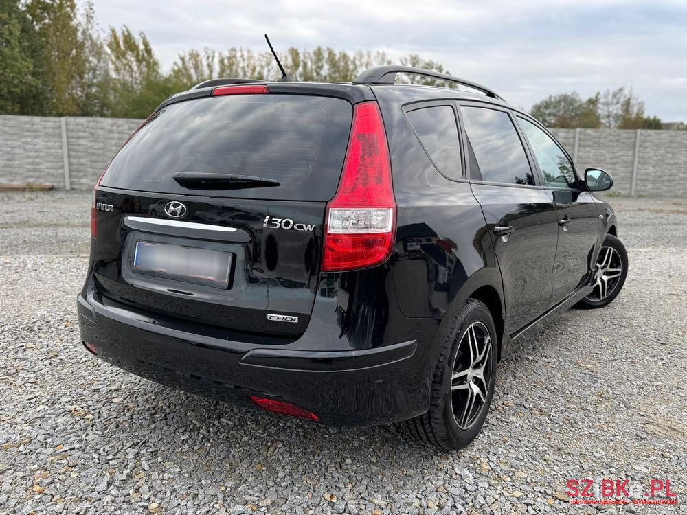 2011' Hyundai i30 I30Cw photo #4