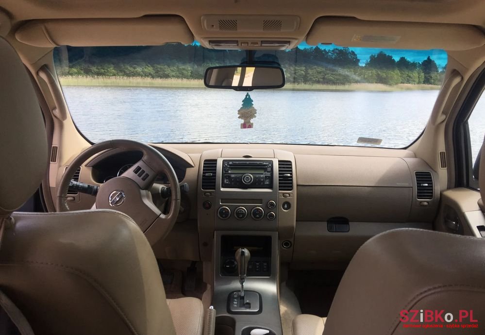 2008' Nissan Pathfinder photo #2