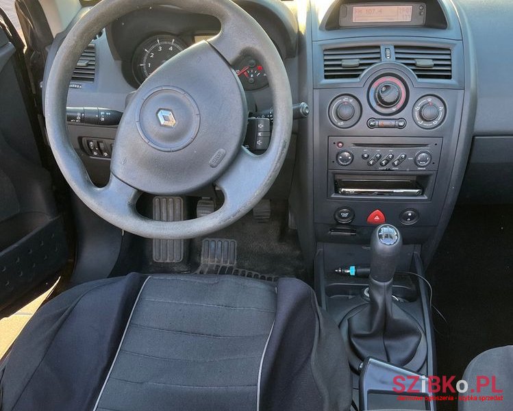 2006' Renault Megane photo #6