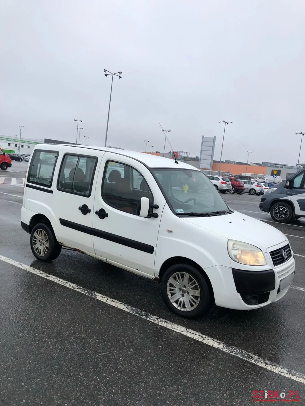 2008' Fiat Doblo photo #6