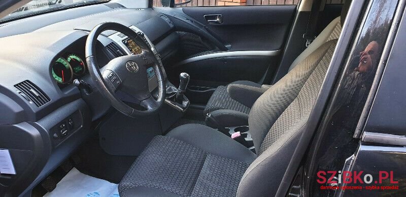 2009' Toyota Corolla photo #5