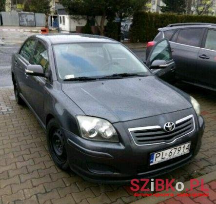 2000' Toyota Avensis photo #1